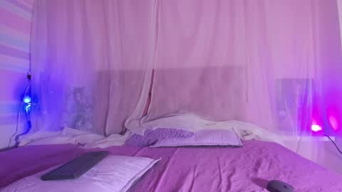 ASHLEY online show from 01/14/25, 02:29