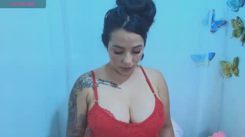 Snapshot of ashley_joyx_ chatting on 05/18/26, 04:29 ashley_joyx_ online show from 05/18/26, 04:29