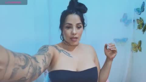 Snapshot of ashley_joyx_ chatting on 05/23/26, 03:23 ashley_joyx_ online show from 05/23/26, 03:23