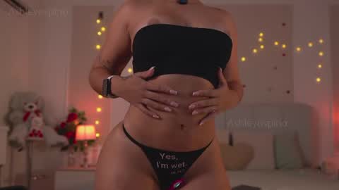 Snapshot of ashley_ospino chatting on 06/11/26, 12:54 Ashley online show from 06/11/26, 12:54
