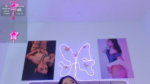 Snapshot of ashley_piinkk chatting on 05/04/26, 06:20 Ashley online show from 05/04/26, 06:20