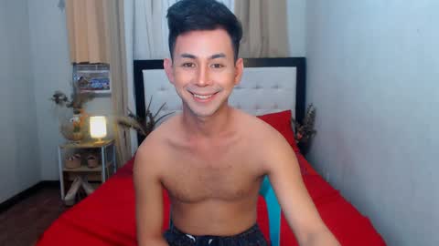 Snapshot of ashley_slutty chatting on 12/16/24, 01:31 ashley online show from 12/16/24, 01:31