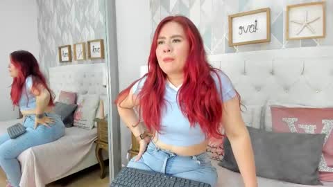 ashley_stone7 online show from 10/23/25, 10:08