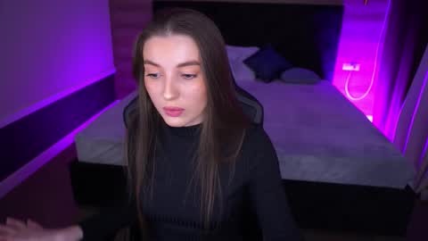 ashleybaee online show from 12/04/25, 01:42