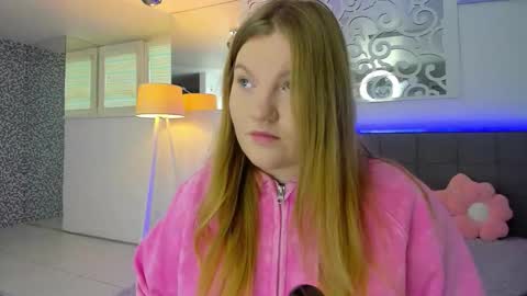 AshleyJonse online show from 02/18/26, 05:58