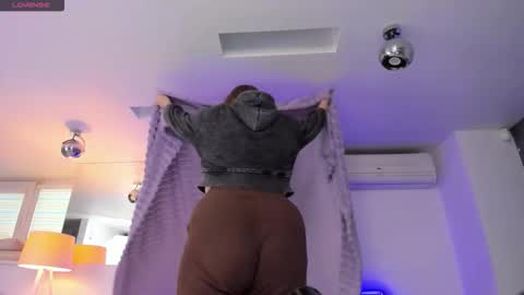 AshleyJonse online show from 02/19/26, 06:42