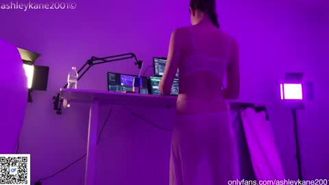 Ashley online show from 08/01/26, 03:06