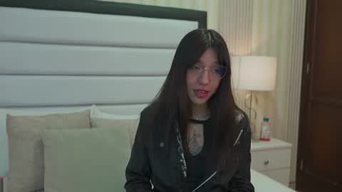 Snapshot of ashleyroberh chatting on 06/20/26, 03:20 AshleyRoberh online show from 06/20/26, 03:20