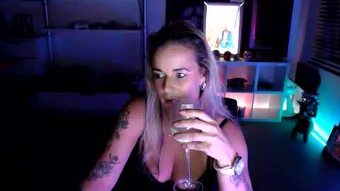 ashleyrosesweet online show from 10/12/25, 06:29