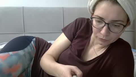 Ashley online show from 03/04/25, 07:41