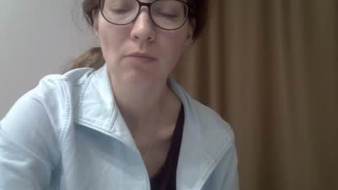 Ashley online show from 02/04/26, 06:41