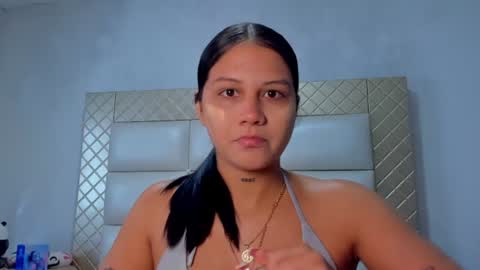 Snapshot of ashleytravis_ chatting on 07/13/26, 09:39 online show from 07/13/26, 09:39