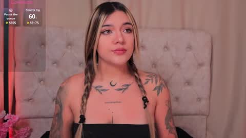 Ashley Lauren online show from 02/10/25, 03:46