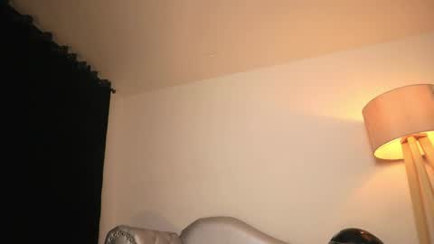 Ashley Lauren online show from 02/03/26, 06:22