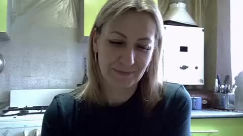 Snapshot of ashleyxhoney chatting on 10/23/25, 06:56 AshleyXHoney online show from 10/23/25, 06:56