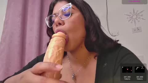 Ashleyy18   online show from 02/09/25, 12:41