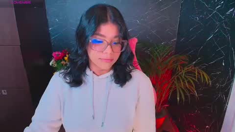 Ashleyy18   online show from 10/25/25, 02:08