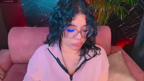 Ashleyy18   online show from 01/18/26, 01:42