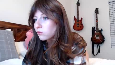 Snapshot of ashleyyylove13 chatting on 10/18/25, 05:10 Ashley Love online show from 10/18/25, 05:10