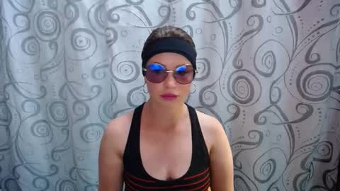 Snapshot of ashly_93 chatting on 04/16/26, 07:03 engel online show from 04/16/26, 07:03
