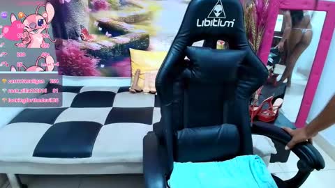 Snapshot of ashly_sexylatina18 chatting on 09/25/25, 06:44 ashly online show from 09/25/25, 06:44