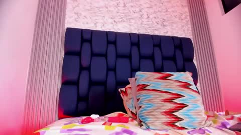 ashlybenison online show from 12/16/24, 06:32