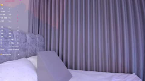 Paula Baleta  online show from 03/26/26, 01:44