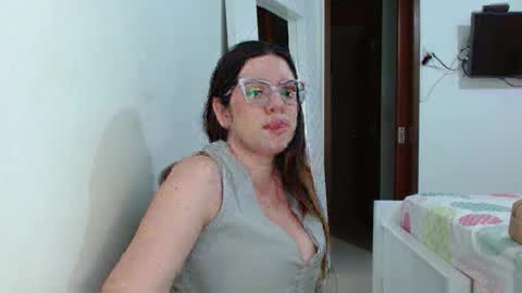 AshlyMoon online show from 05/15/26, 11:23