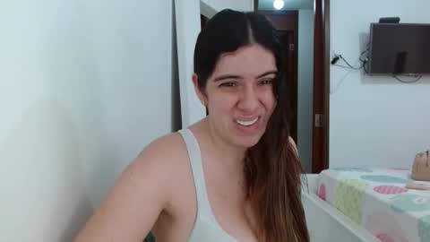 AshlyMoon online show from 05/17/26, 04:25