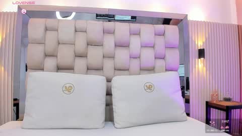 ashlyn online show from 03/11/25, 11:04