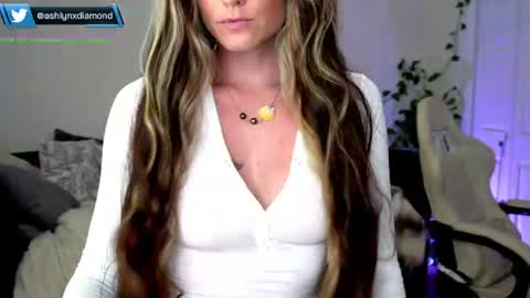 Snapshot of ashlyndiamond chatting on 06/26/26, 10:36 Ashlyndiamond online show from 06/26/26, 10:36