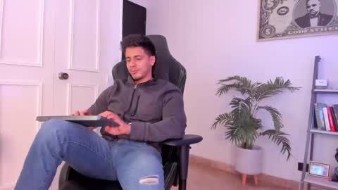 my name real is camilo online show from 10/21/25, 03:18