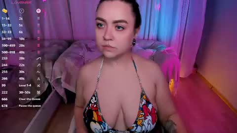 Snapshot of ashton_heidi chatting on 07/27/26, 11:34 Your girlfriend online show from 07/27/26, 11:34