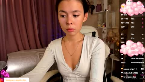 Snapshot of asian_angell chatting on 10/03/25, 04:26 adeline online show from 10/03/25, 04:26
