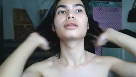 asian_babyboi online show from 01/11/26, 08:08