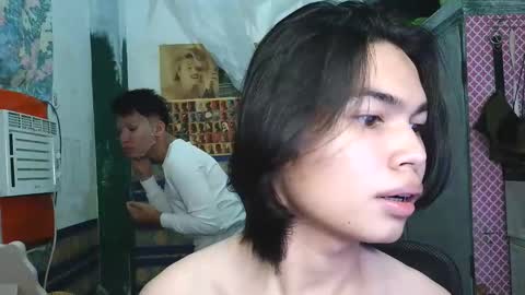 asian_babyboi online show from 04/19/26, 12:04