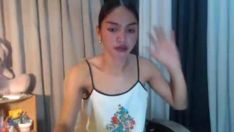 Snapshot of asian_cassy chatting on 05/25/26, 12:27 asian_cassy online show from 05/25/26, 12:27