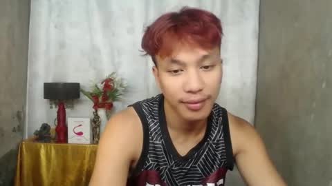 Snapshot of asian_cum_josh chatting on 10/24/25, 09:28 asian_cum_josh online show from 10/24/25, 09:28