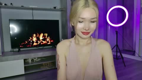 Snapshot of asian_euphoria chatting on 07/24/26, 05:16 Dju online show from 07/24/26, 05:16