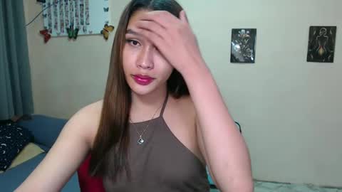 Snapshot of asian_glamm chatting on 12/12/24, 08:32 ANITA online show from 12/12/24, 08:32