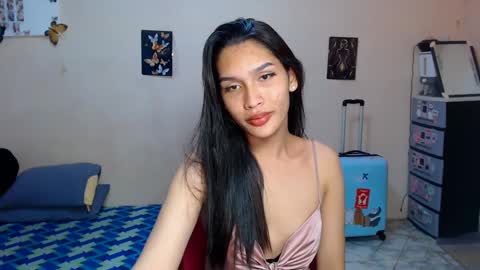 Snapshot of asian_glamm chatting on 02/27/25, 04:32 ANITA online show from 02/27/25, 04:32