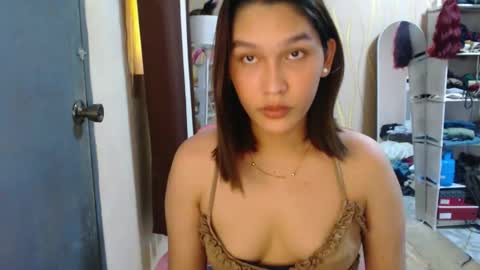 Snapshot of asian_glamm chatting on 10/03/25, 06:54 ANITA online show from 10/03/25, 06:54