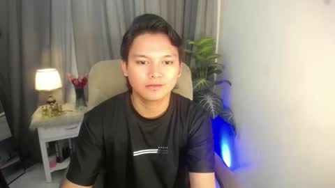 asian_handsomexx online show from 11/23/25, 03:01