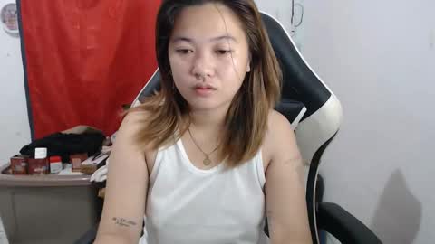 Snapshot of asian_honey69 chatting on 12/02/25, 02:50 bb girl online show from 12/02/25, 02:50