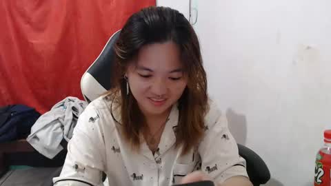 Snapshot of asian_honey69 chatting on 01/06/26, 05:49 bb girl online show from 01/06/26, 05:49