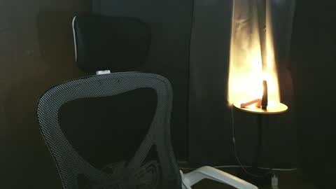 Yuri online show from 06/18/26, 03:16