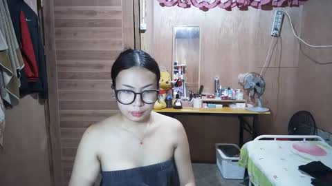 asian_llory online show from 09/11/25, 01:39