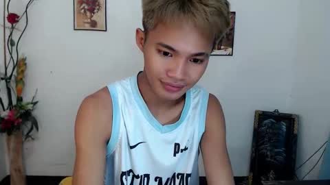 asian_lover05 online show from 09/09/25, 05:12