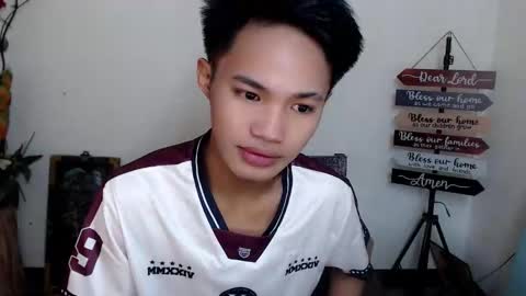 asian_lover05 online show from 10/15/25, 04:29
