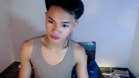 asian_lover05 online show from 03/26/26, 11:38